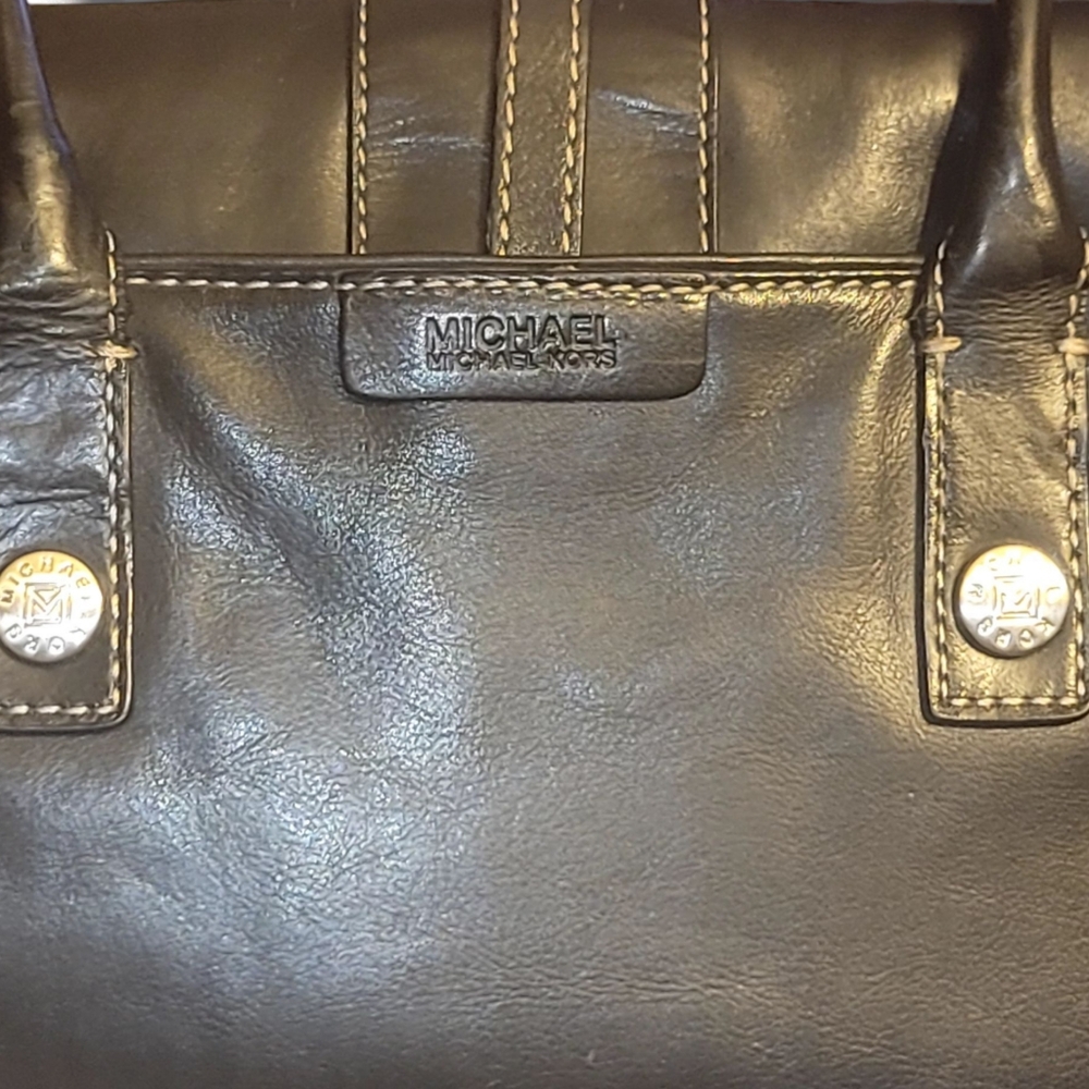 Michael Kors vintage Black leather shoulder satchel - Picture 4 of 12